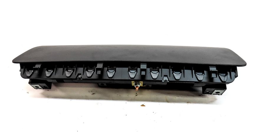 Thumbnail 5: 2015-2019 LAND ROVER DISCOVERY SPORT (L550) LEFT DRIVER KNEE AIRBAG (BLACK)