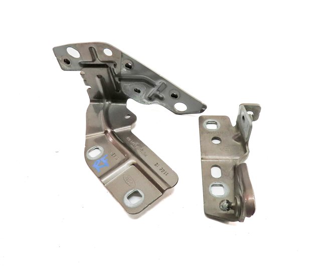Thumbnail 2: 16 LAND ROVER DISCOVERY SPORT (L550) FRONT RIGHT PASSENGER FENDER BRACKET SET/2