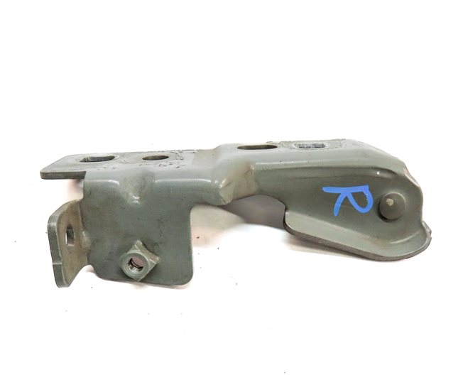 Thumbnail 4: 16 LAND ROVER DISCOVERY SPORT (L550) FRONT RIGHT PASSENGER FENDER BRACKET SET/2
