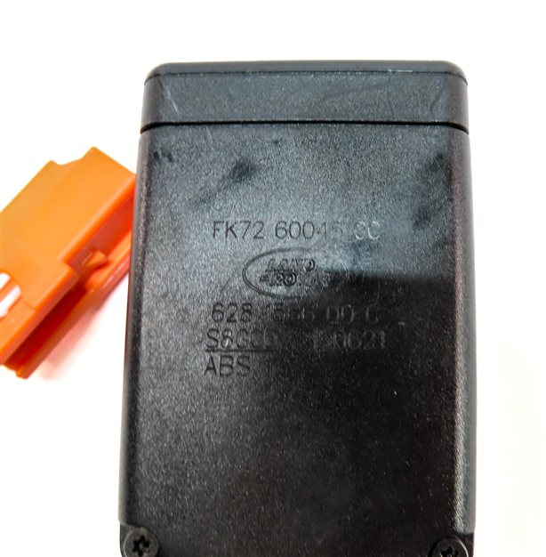 Thumbnail 5: 2016 LAND ROVER DISCOVERY SPORT (L550) REAR 2ND ROW LEFT SEAT SEATBELT BUCKLE