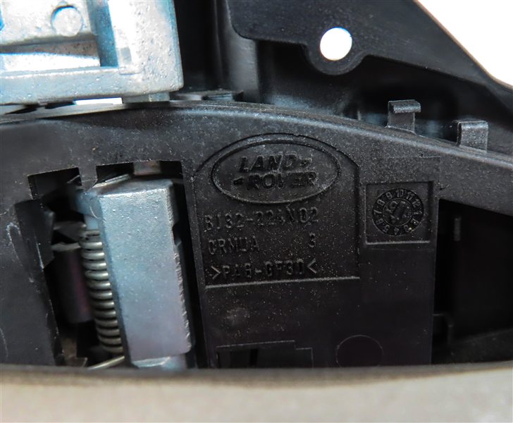 Thumbnail 6: 15-19 ROVER DISCOVERY SPORT (L550) FRONT RIGHT PASSIVE DOOR HANDLE (Kaikoura)