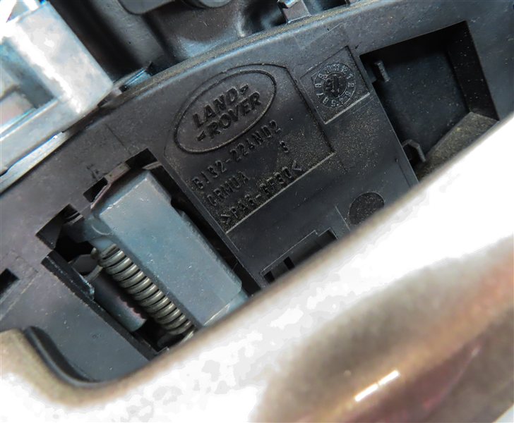 Thumbnail 6: 15-19 ROVER DISCOVERY SPORT (L550) REAR RIGHT PASSIVE DOOR HANDLE (Kaikoura)