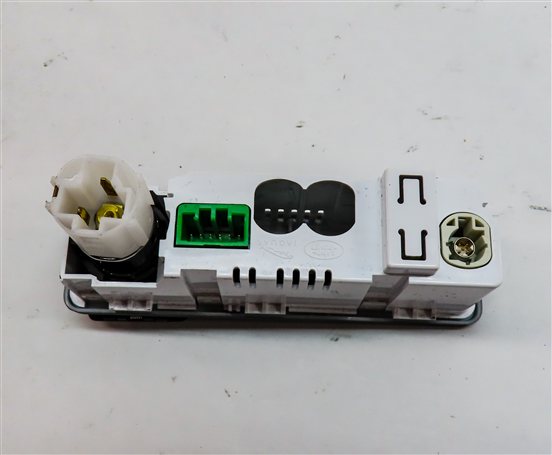 Thumbnail 4: 2016 LAND ROVER DISCOVERY SPORT (L550) AUX IN USB 12V POWER SUPPLY JACK PANEL