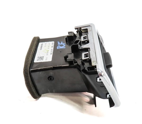 Thumbnail 3: 2016 ROVER DISCOVERY SPORT (L550) FRONT RIGHT PASSENGER DASH HEAT AIR AC VENT