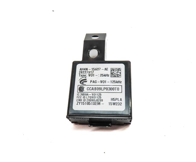 Thumbnail 12: 16 DISCOVERY SPORT L550 2.0L SPEEDOMETER BODY ECM ECU ENGINE MODULE & KEY SET
