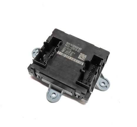 Thumbnail 1: 2016 LAND ROVER DISCOVERY SPORT (L550) REAR RIGHT DOOR CONTROL MODULE