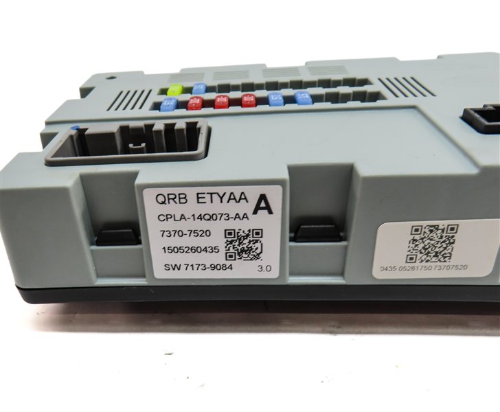 Thumbnail 5: 2016 LAND ROVER DISCOVERY SPORT (L550) CABIN FUSE RELAY CONTROL MODULE BOX