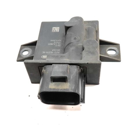 Thumbnail 3: 15-19 JAGUAR E-PACE F-PACE XE XF / LAND ROVER DISCOVERY SPORT - FUEL PUMP MODULE