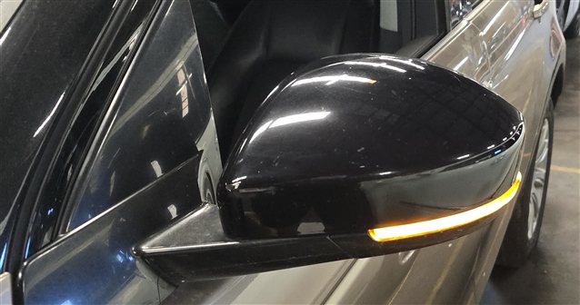 Thumbnail 2: 15-17 LAND ROVER DISCOVERY SPORT (L550) LEFT DRIVER DOOR MIRROR (Kaikoura)