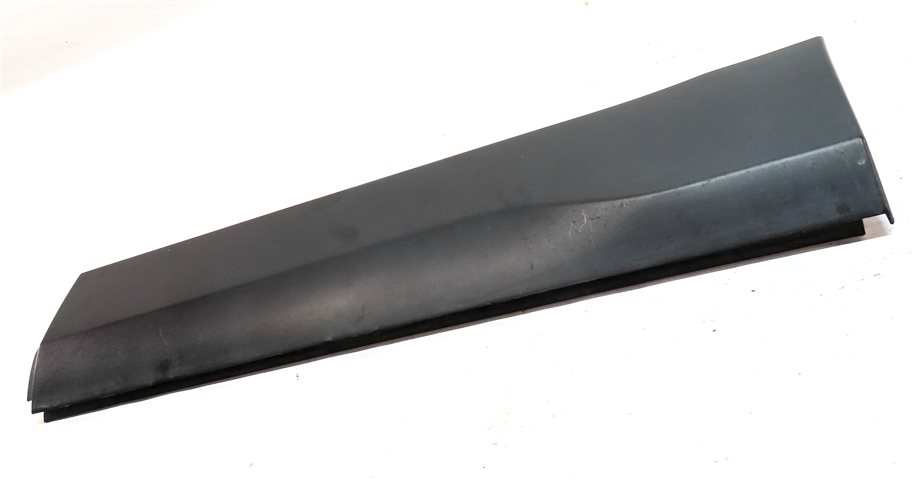 Thumbnail 3: 15-19 ROVER DISCOVERY SPORT L550 REAR LEFT EXTERIOR LOWER DOOR MOULDING