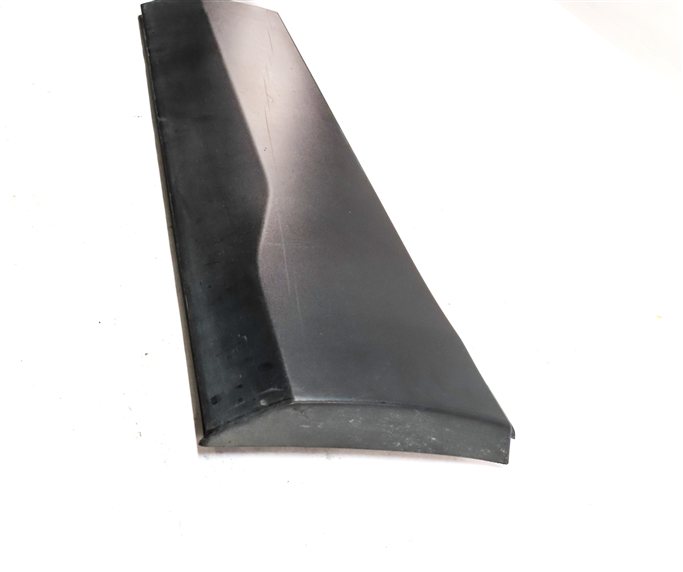 Thumbnail 4: 15-19 ROVER DISCOVERY SPORT L550 REAR LEFT EXTERIOR LOWER DOOR MOULDING