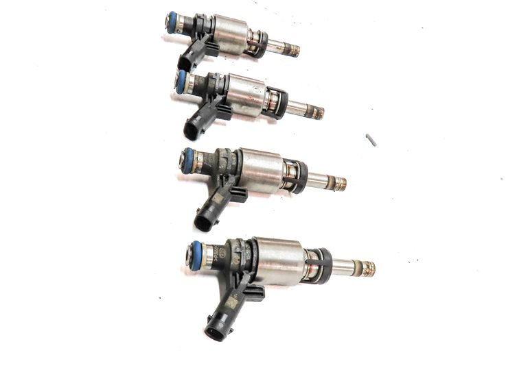 Thumbnail 4: 08-17 AUDI A3 A4 A5 A6 Q5 TT (8P B8 8K 8T 8R MK2 C7) 2.0L FSI FUEL INJECTOR SET4