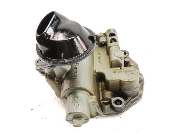 Thumbnail 6: 2011 AUDI A4 (B8 8K) 2.0L (CAEB) ENGINE MOTOR OIL FLUID PUMP w/ PICK UP TUBE