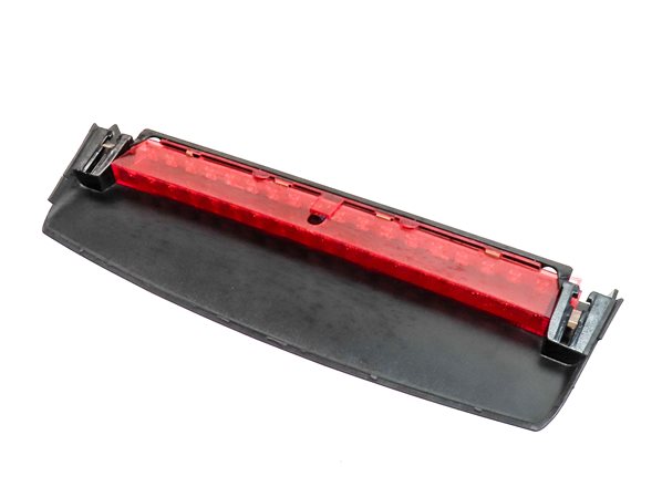 2011 AUDI A4 (B8 8K) REAR THIRD 3RD BRAKE STOP SIGNAL LIGHT LAMP
