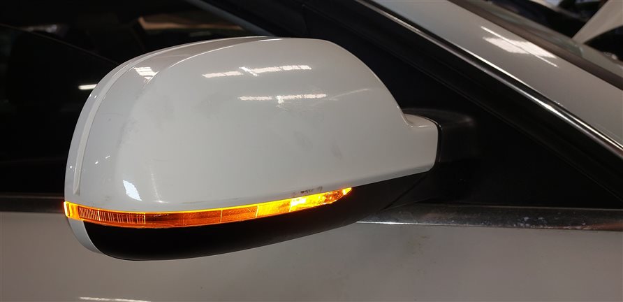 Thumbnail 2: 2010-2016 AUDI A4 (B8 8K) RIGHT FRONT PASSENGER HEATED DOOR MIRROR (White)