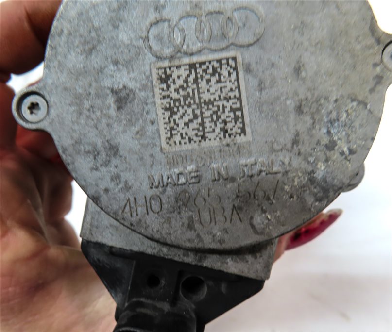 Thumbnail 6: 17 AUDI A6 C7 4G 3.0L SUPER (CREC) ENGINE ELECTRIC AUXILIARY WATER COOLANT PUMP