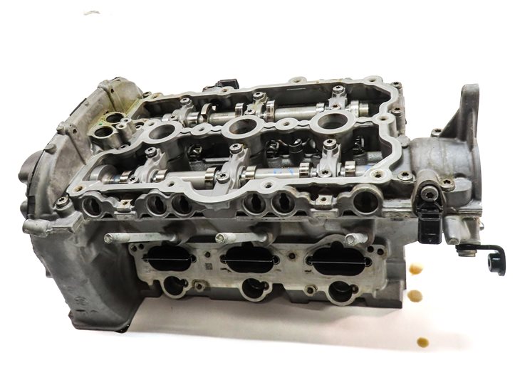Thumbnail 3: 15-18 AUDI A6 A7 A8 C7 4G8 D4 4H 3.0L LEFT DRIVER ENGINE CYLINDER HEAD