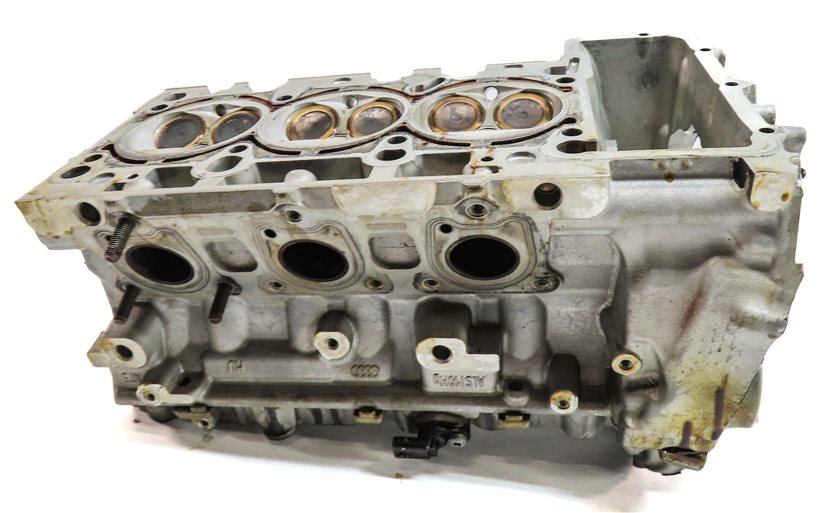 Thumbnail 7: 15-18 AUDI A6 A7 A8 C7 4G8 D4 4H 3.0L RIGHT PASSENGER ENGINE CYLINDER HEAD