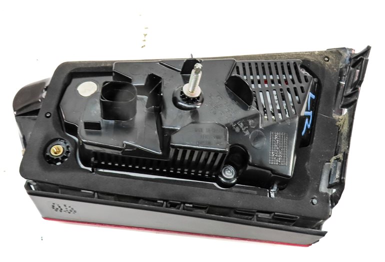 Thumbnail 5: 16-18 AUDI A6 S6 C7 4G8 REAR LEFT DRIVER INNER LED (8SL) TAILLIGHT LIGHT LAMP