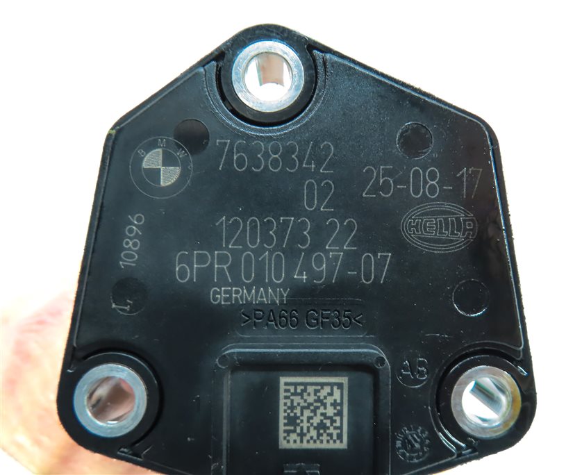 Thumbnail 6: 2018 BMW X5 (F15) 3.0L (N55) ENGINE MOTOR OIL FLUID LEVEL SENSOR MODULE