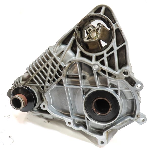 Thumbnail 5: 2012-2018 BMW X3 X4 X5 X6 (F15 F16 F25 F26) AWD Xi FRONT TRANSFER CASE w/ MOTOR