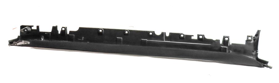 Thumbnail 6: 2018 BMW X5 (F15) LEFT DRIVER ROCKER PANEL TRIM MOULDING (BLACK/SILVER)