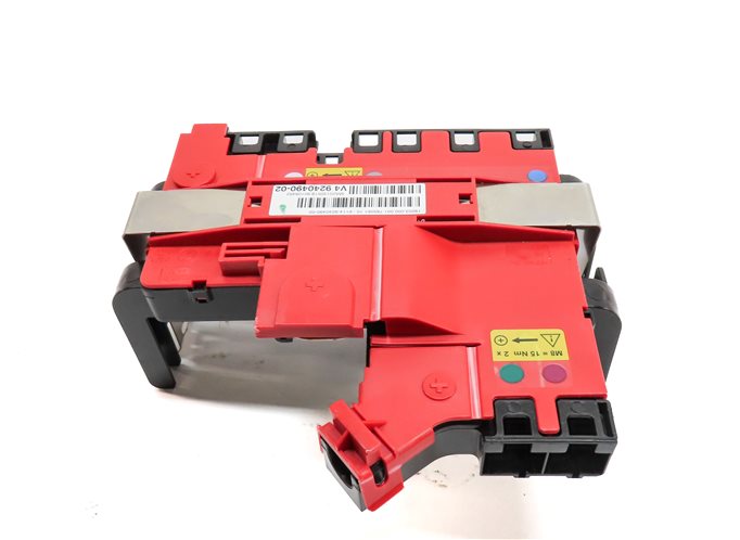 Thumbnail 3: 2014 BMW 528I (F10) 2.0L (N20) ENGINE POSITIVE POWER DISTRIBUTION PLATE MODULE