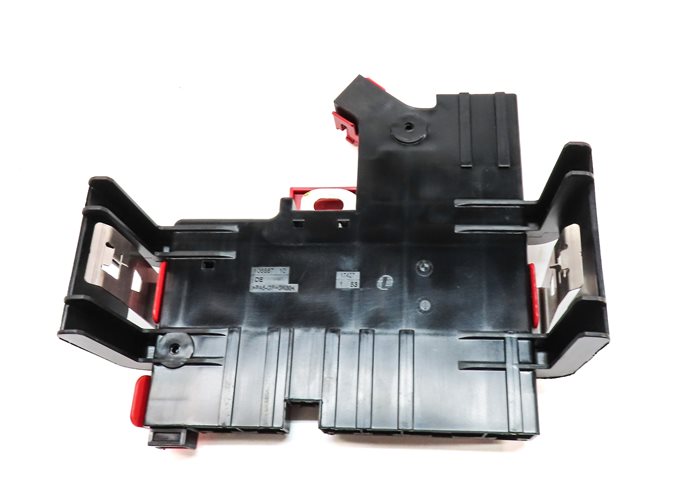 Thumbnail 4: 2014 BMW 528I (F10) 2.0L (N20) ENGINE POSITIVE POWER DISTRIBUTION PLATE MODULE