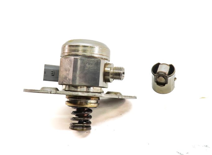 Thumbnail 2: 12-18 BMW 320i 328i 428i 528i X1 X3 X5 Z4 2.0L N20 TURBO MECHANICAL FUEL PUMP