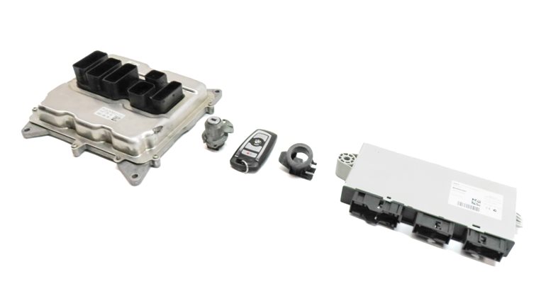 Thumbnail 1: 13-18 BMW 328i 428i 528i X3 X4 (F30 F32) 2.0L N26 ENGINE DME BCM MODULE KEY SET