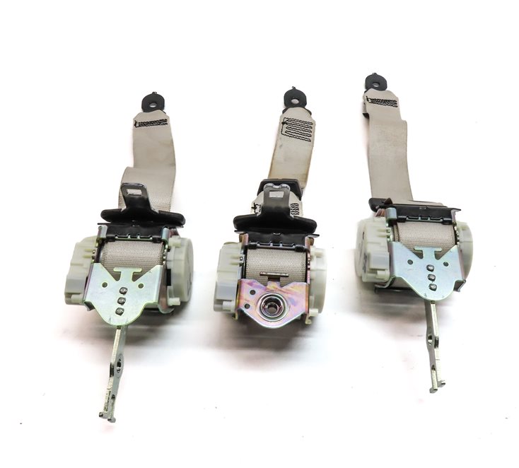 Thumbnail 4: 2014 BMW 528I (F10) REAR LEFT CENTER RIGHT SEAT SEATBELT RETRACTOR SET/3 (Beige)