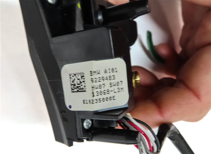 Thumbnail 7: 2014 BMW 528I (F10) DRIVER STEERING WHEEL MEDIA PHONE OPTION SELECT SWITCH SET/2