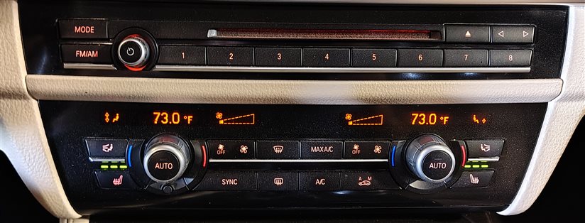 Thumbnail 2: 11-16 BMW 5 M5 SERIES (F10) HEATER A/C TEMPERATURE & RADIO CONTROL PANEL (BEIGE)