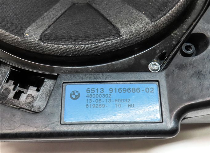 Thumbnail 6: 2014 BMW 528I (F10) RADIO STEREO AUDIO SOUND SYSTEM SUBWOOFER SPEAKER SET/2