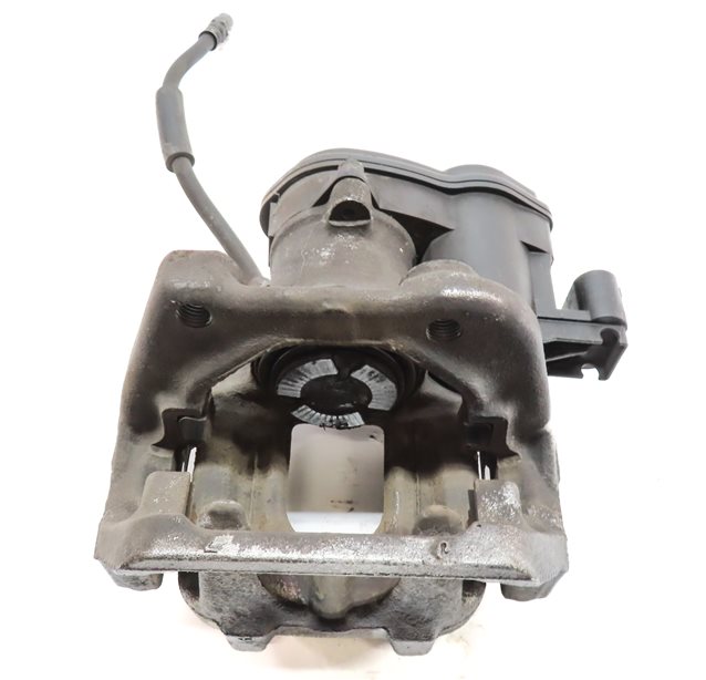 Thumbnail 6: 2011-2016 BMW 528i F10 REAR LEFT DRIVER BRAKE CALIPER CARRIER