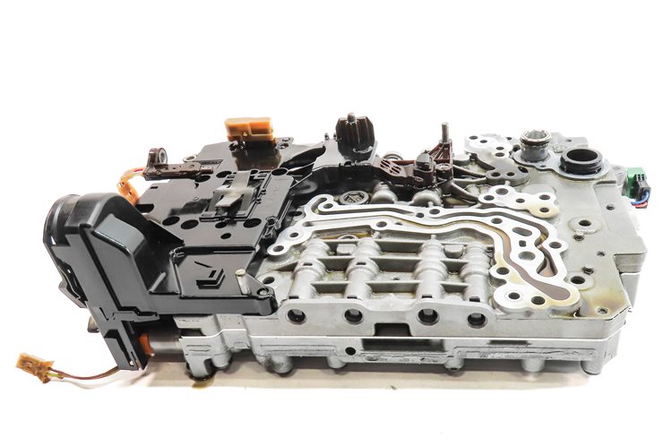 Thumbnail 3: 2014 BMW 328i 528i F30 F10 RWD 8HP45Z 8 SPEED AUTOMATIC TRANSMISSION VALVE BODY