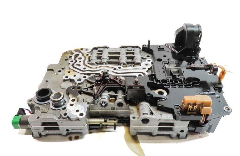 Thumbnail 6: 2014 BMW 328i 528i F30 F10 RWD 8HP45Z 8 SPEED AUTOMATIC TRANSMISSION VALVE BODY