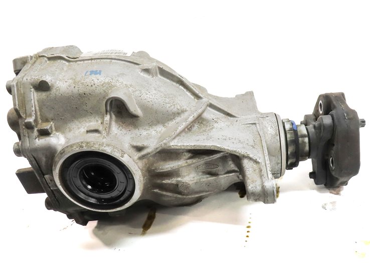 Thumbnail 2: 11-19 BMW 528i 535i 640i (F10 F12) REAR DIFFERENTIAL GEAR CARRIER (3.23 RATIO)