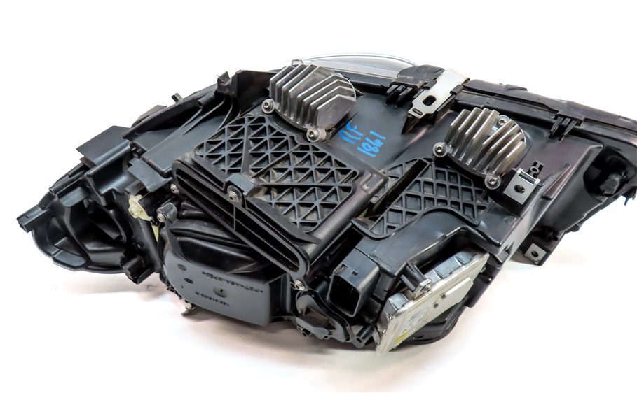 Thumbnail 7: 2014-2016 BMW 528i 535i 550i M5 (F10) RIGHT HID XENON ADAPTIVE HEADLIGHT LAMP