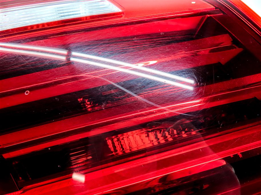 Thumbnail 7: 2014-2016 BMW 528i 535i 550i M5 (F10) LEFT DRIVER TRUNK TAILLIGHT LIGHT LAMP