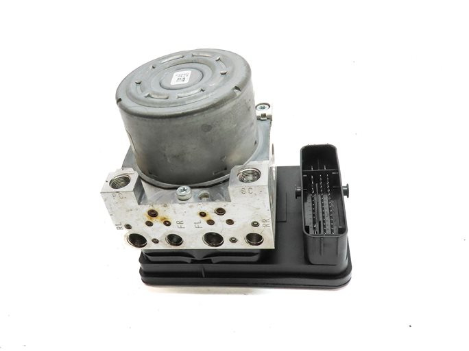 Thumbnail 2: 16 LAND ROVER DISCOVERY SPORT (L550) 2.0L AWD ANTI-LOCK ABS BRAKE PUMP & MODULE