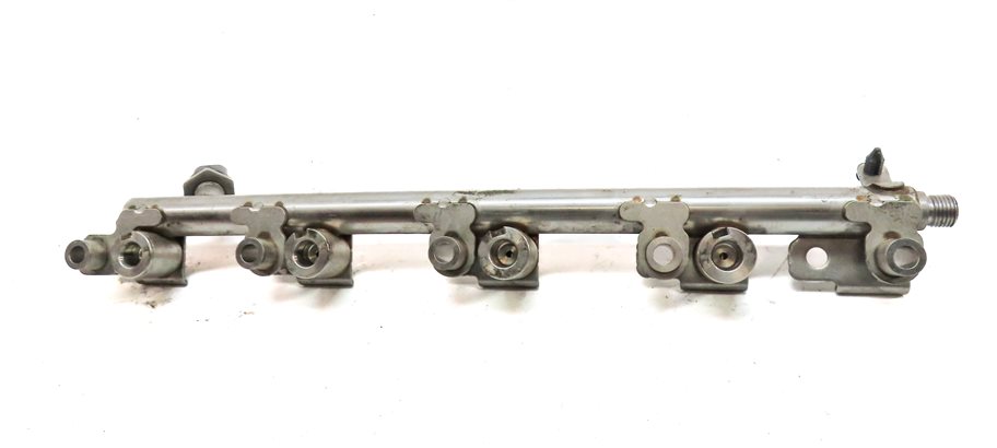 Thumbnail 5: 2016 LAND ROVER DISCOVERY SPORT (L550) 2.0L ENGINE FUEL INJECTOR RAIL