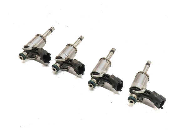 12-17 LR2 DISCOVERY SPORT RANGE ROVER EVOQUE (L538 L550) 2.0L FUEL INJECTOR SET