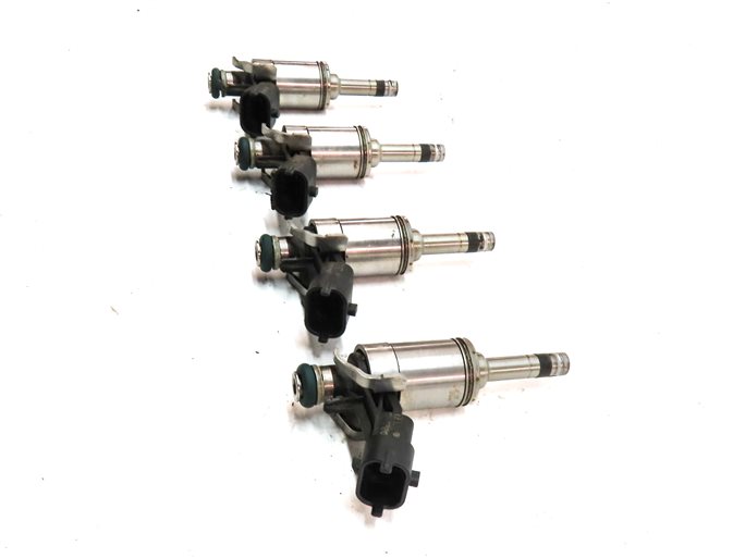 Thumbnail 3: 12-17 LR2 DISCOVERY SPORT RANGE ROVER EVOQUE (L538 L550) 2.0L FUEL INJECTOR SET