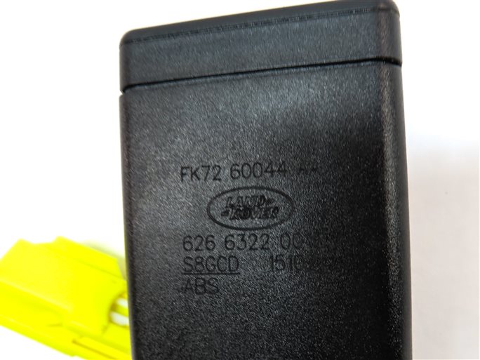 Thumbnail 5: 2016 ROVER DISCOVERY SPORT (L550) REAR 3RD ROW RIGHT SEATBELT BUCKLE RECEIVER