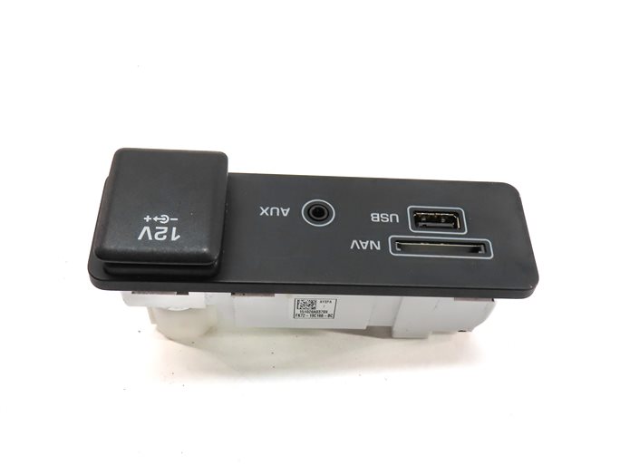 Thumbnail 3: 2016 LAND ROVER DISCOVERY SPORT (L550) AUX IN SD USB 12V POWER SUPPLY JACK PANEL
