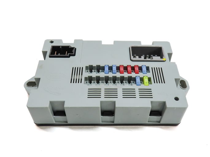 Thumbnail 3: 2016 LAND ROVER DISCOVERY SPORT (L550) CABIN FUSE RELAY CONTROL BOX PANEL