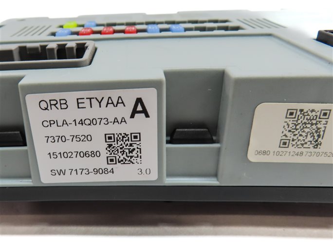Thumbnail 5: 2016 LAND ROVER DISCOVERY SPORT (L550) CABIN FUSE RELAY CONTROL BOX PANEL