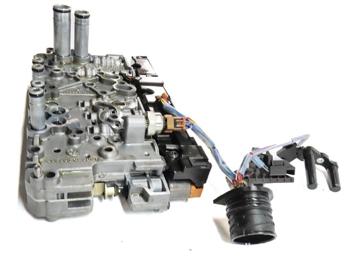 Thumbnail 3: 2014-2017 EVOQUE DISCOVERY SPORT (L538 L550) 9HP-48 AUTO TRANSMISSION VALVE BODY