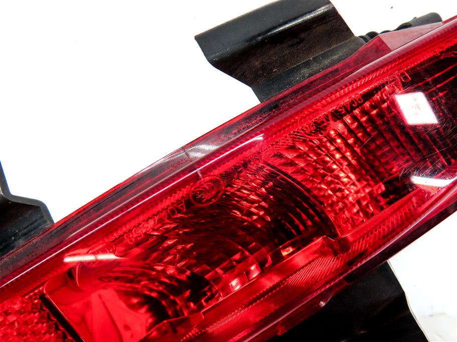 Thumbnail 5: 15-19 LAND ROVER DISCOVERY SPORT (L550) LEFT REAR BUMPER TAILLIGHT LIGHT LAMP